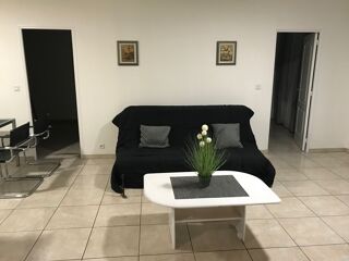  Appartement à louer 3 pièces 60 m²