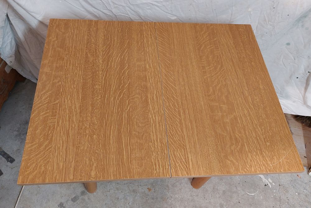 Table basique bois Meubles