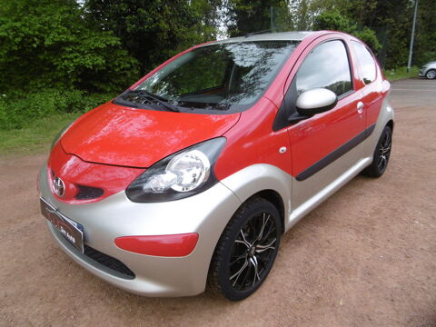 Toyota aygo 1.0VTii 68CH UP BOITE AUTO