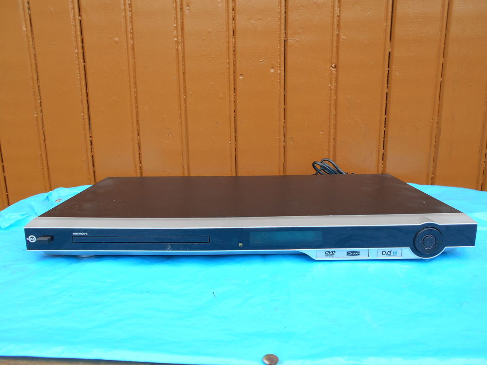 LECTEUR DVD et DVB " Neom Digital " Photos/Video/TV