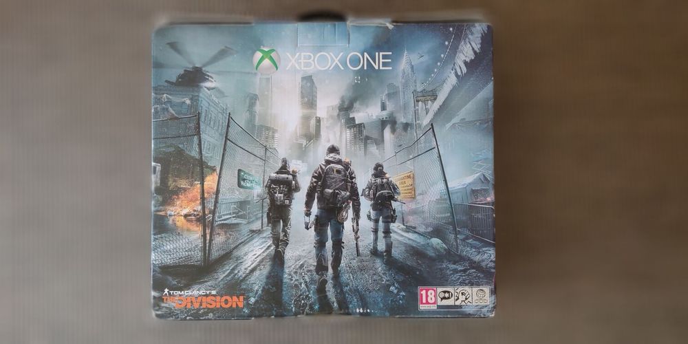 Pack Console Xbox One 1 To + The Division Consoles et jeux vidos