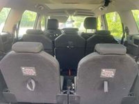 Grand C4 Picasso e-HDi 115 Confort 2014 occasion 10000 Troyes