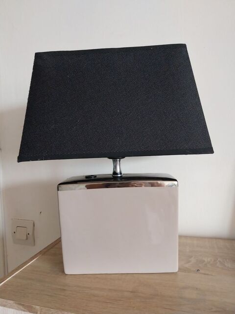 Lampe ROHM couleur grise en rectangle 80 Le Petit-Quevilly (76)