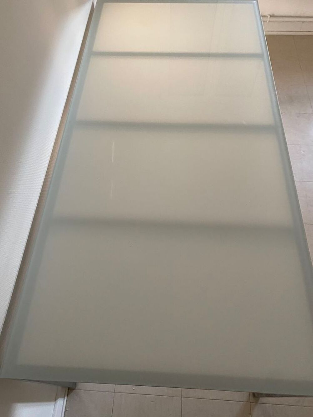 Table &agrave; manger en verre Meubles
