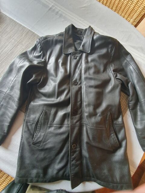 Manteau en cuir 40 Vals-les-Bains (07)