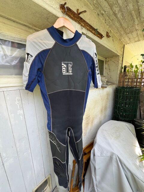 Pièces et équipements Nautisme Pièces et équipements Nautisme  occasion Caen 14000