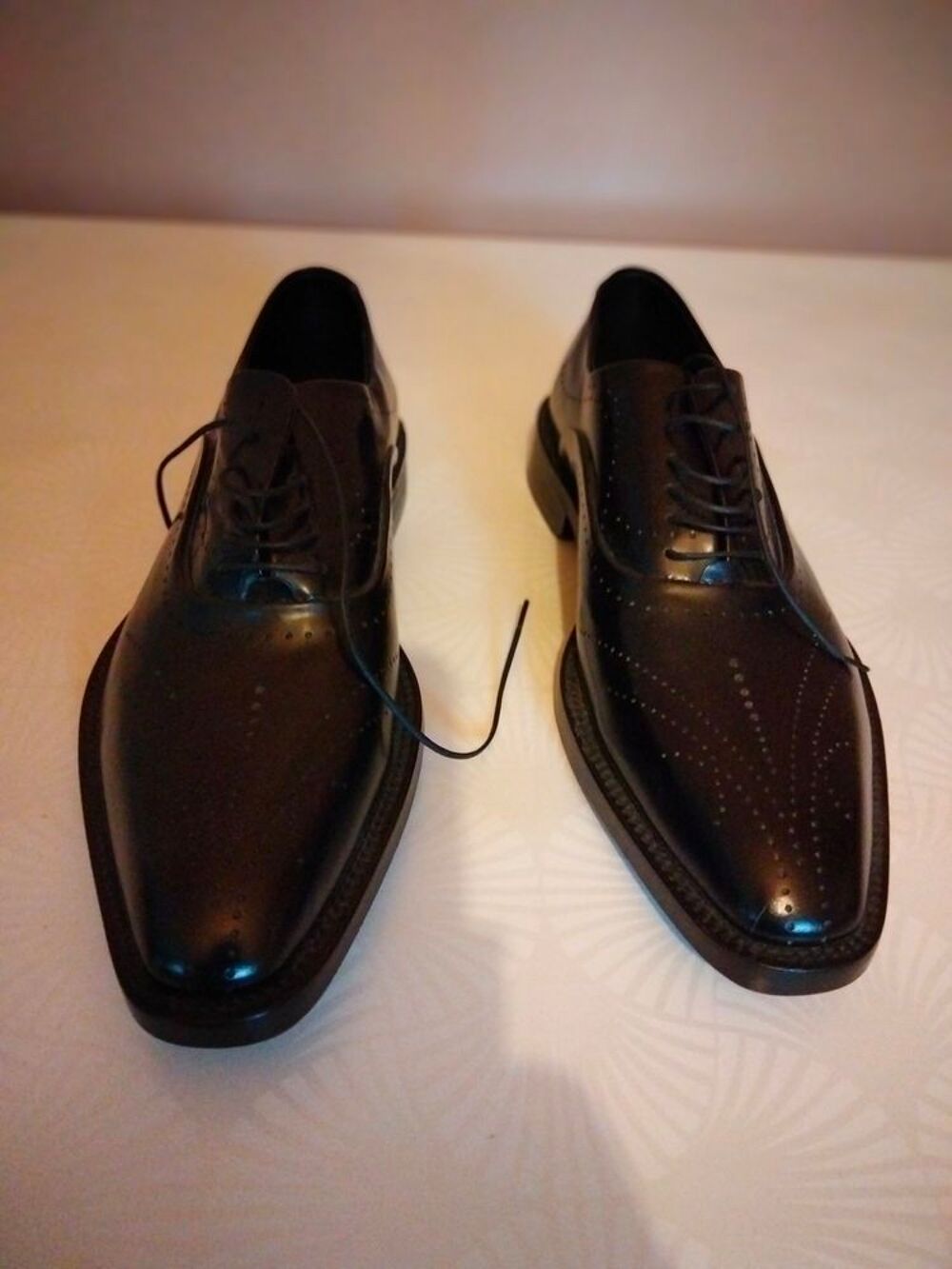 3 paires de chaussures de marque en cuir Chaussures