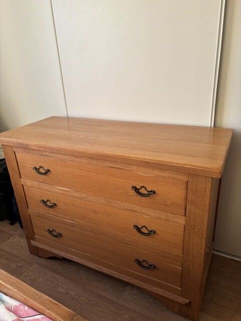 Commode 3 tiroirs en chêne massif 150 Boulogne-sur-Mer (62)