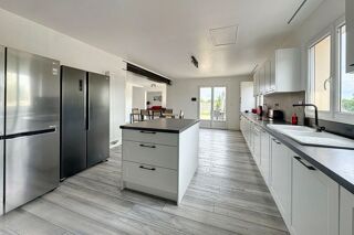  Villa à vendre 7 pièces 240 m²