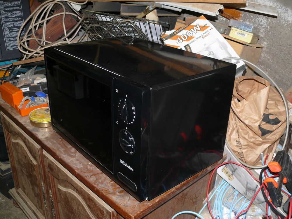 micro-ondes de la marque SCHOLTES Electroménager