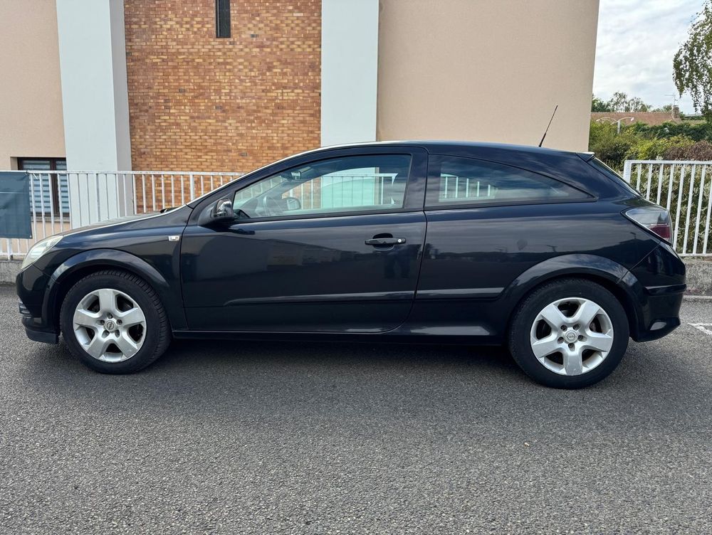 Astra GTC 1.6 Twinport Enjoy 2006 occasion 78300 Poissy