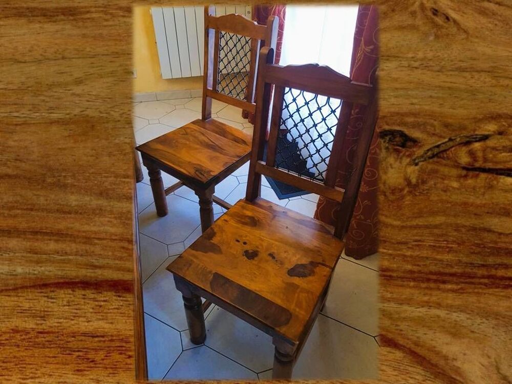 Lot 6 chaises palissandre indien dont 2 bouts de table Meubles