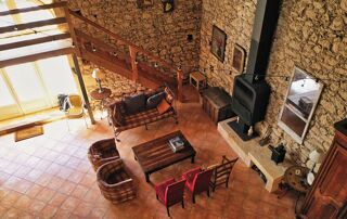  Maison à vendre 10 pièces 375 m²