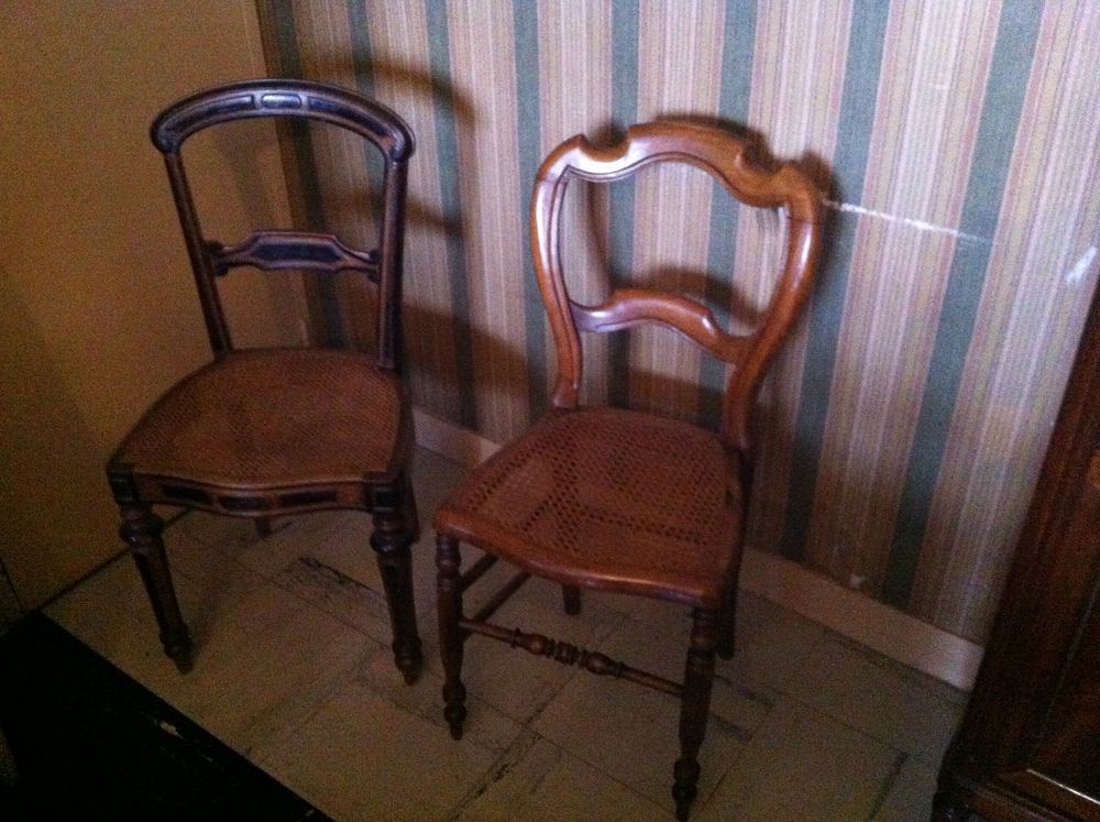 2 chaises Napol&eacute;on cann&eacute;es Meubles