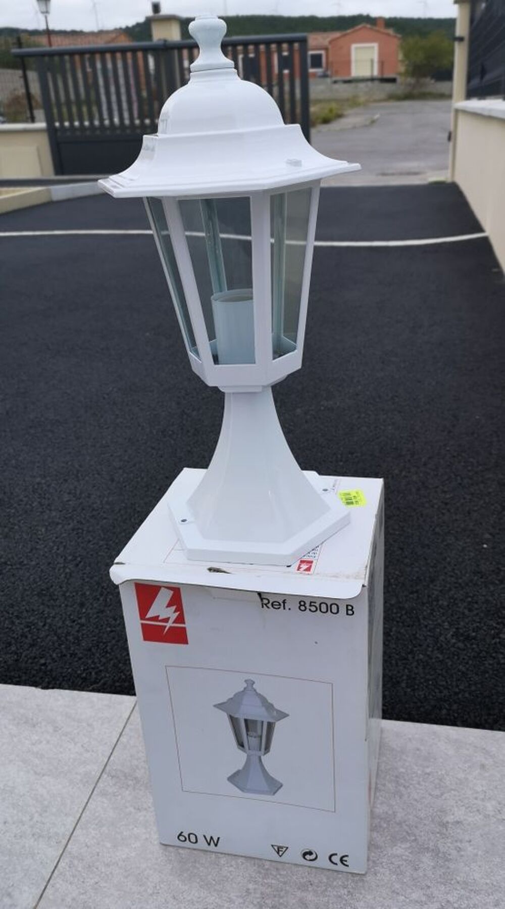 Luminaire de jardin blanc neuf Décoration
