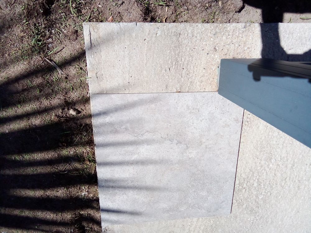 Carrelage ext&eacute;rieur 46m2 Bricolage