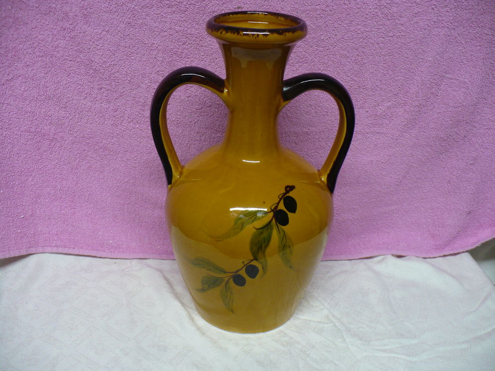 **D110
Vase style amphore Décoration