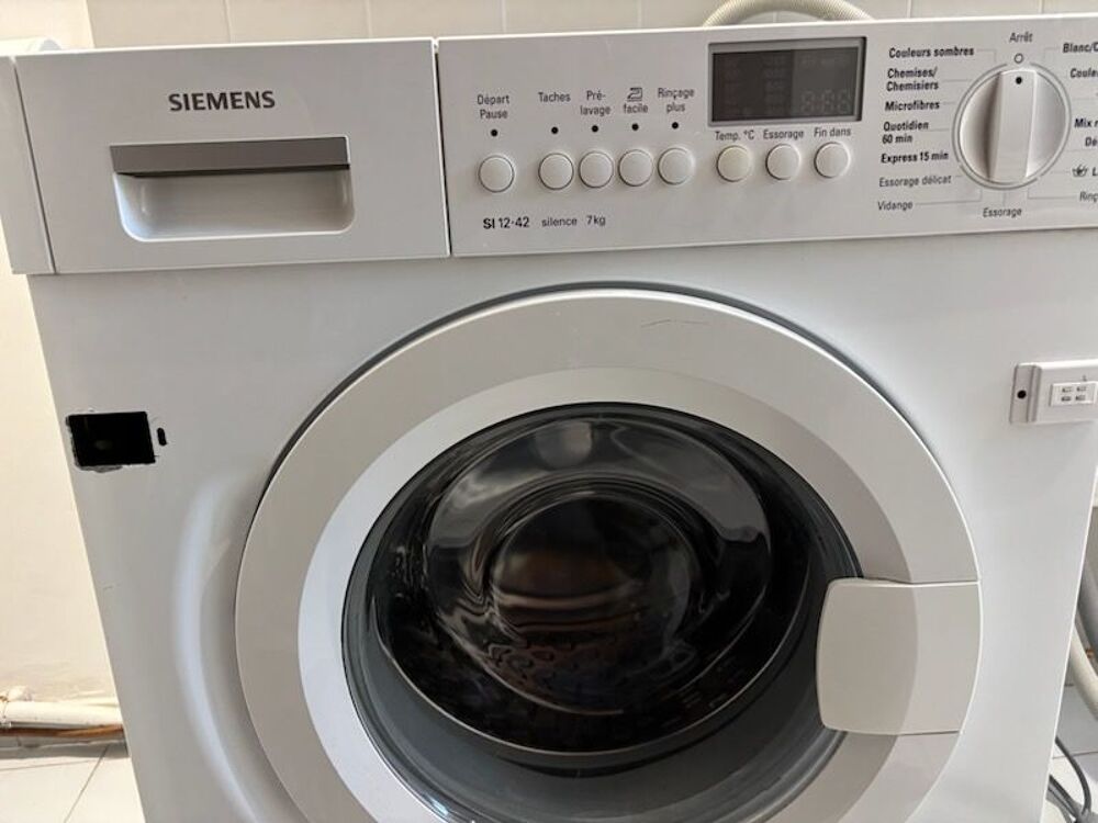 LAVE LINGE ENCASTRABLE 7 KG Electroménager