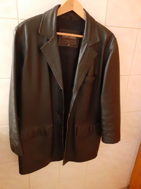 VESTE CUIR Saint-Pierre-d'Allevard (38)