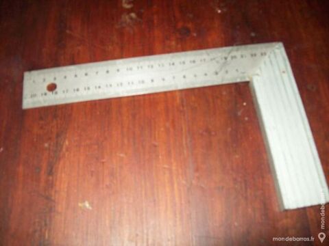 Equerre de menuisier 5 Lyon 8 (69)