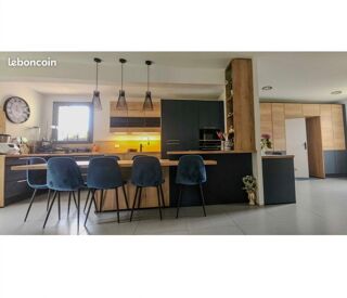  Maison à vendre 8 pièces 235 m²