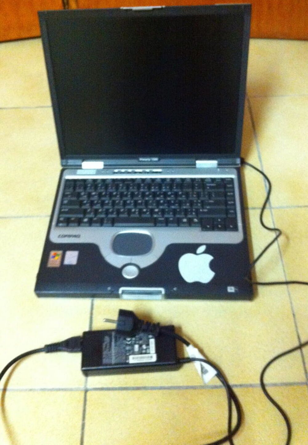 PC portable Compaq DVD Windows 98SE retrogaming Matériel informatique