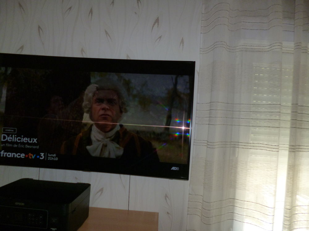 tv Samsung incurv&eacute; Photos/Video/TV