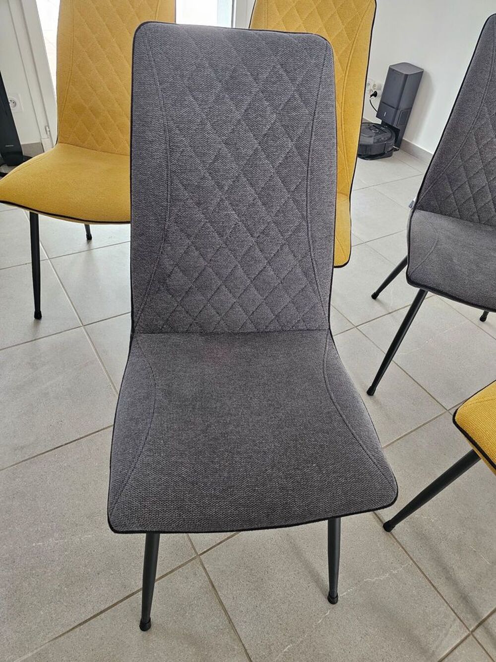 Table c&eacute;ramique + 6 chaises Meubles