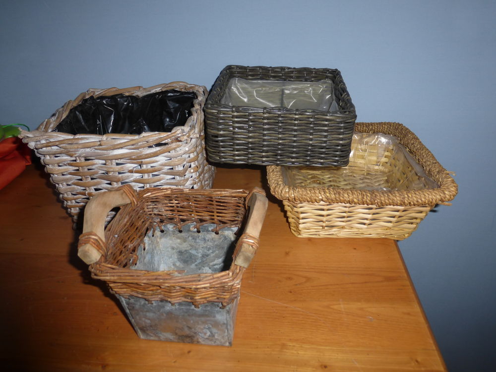 CACHE PLANTE / POT vari&eacute; Décoration