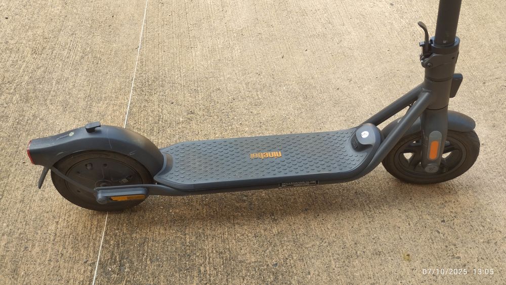 Trottinette &eacute;lectrique Ninebot F2 Sports