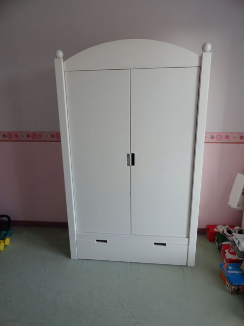 ARMOIRE ENFANT 220 Bagnols-en-Fort (83)