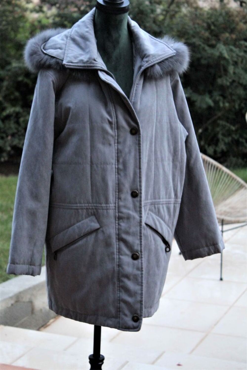 parka Fashion Concept assez longue avec capuche amovible au Vtements