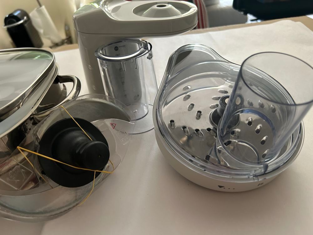 Robot cuiseur multifonction Electroménager