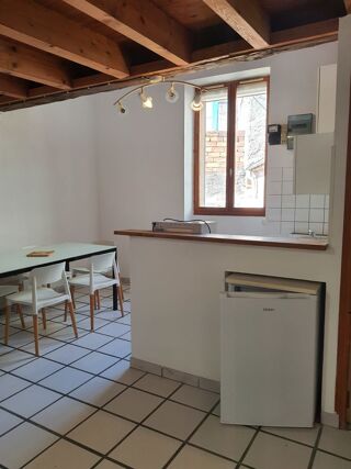  Appartement à louer 2 pièces 39 m²