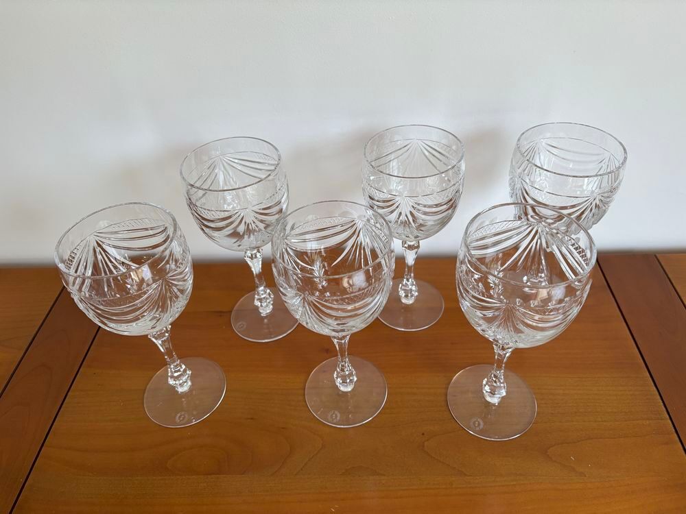 36 Verres en cristal plus carafe Cuisine