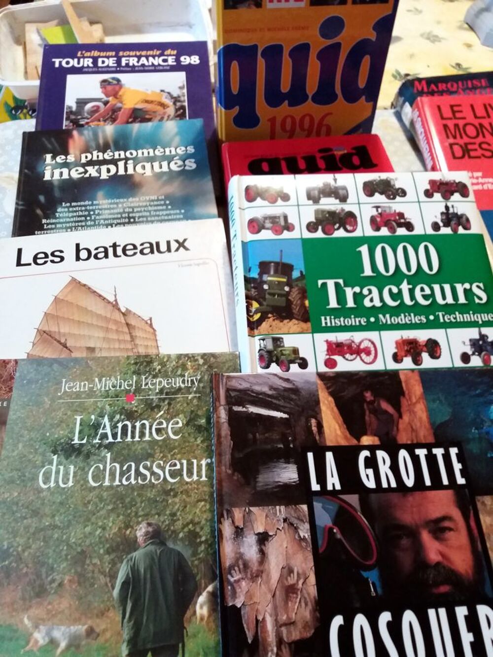 Diff&eacute;rents livres Livres et BD