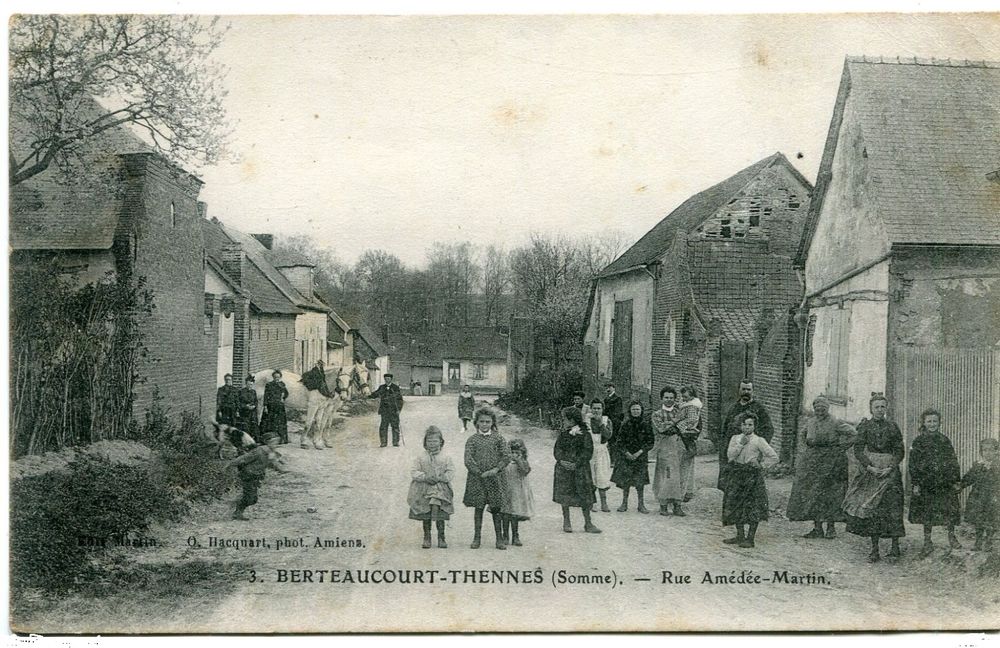 80 BERTEAUCOURT- THENNES - RUE AMEDEE MART 