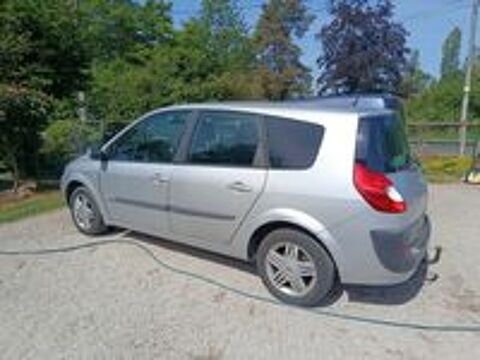 Grand Sc&eacute;nic II Grand Scenic 1.6 16v Confort Authentique 2005 occasion 45260 Montereau