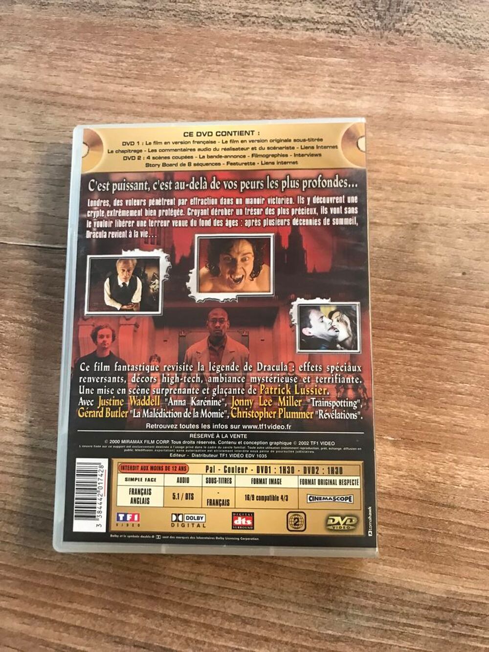 DVD " Dracula 2001 " DVD et blu-ray