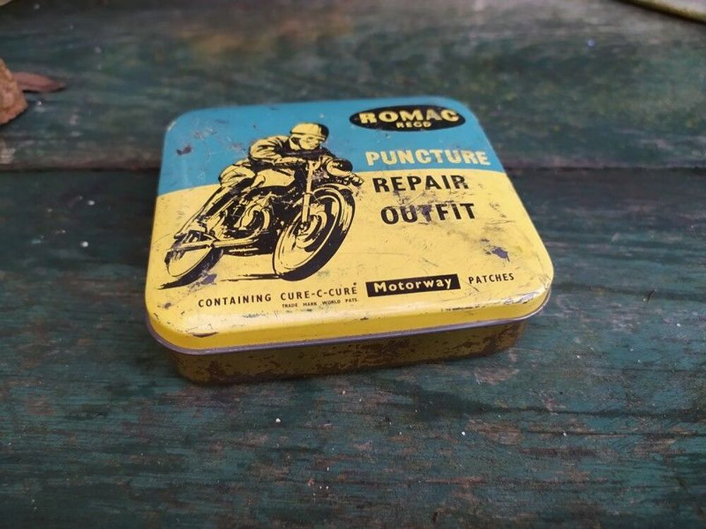 Ancienne Boite Publicitaire Romac R&eacute;paration Crevaison Moto 