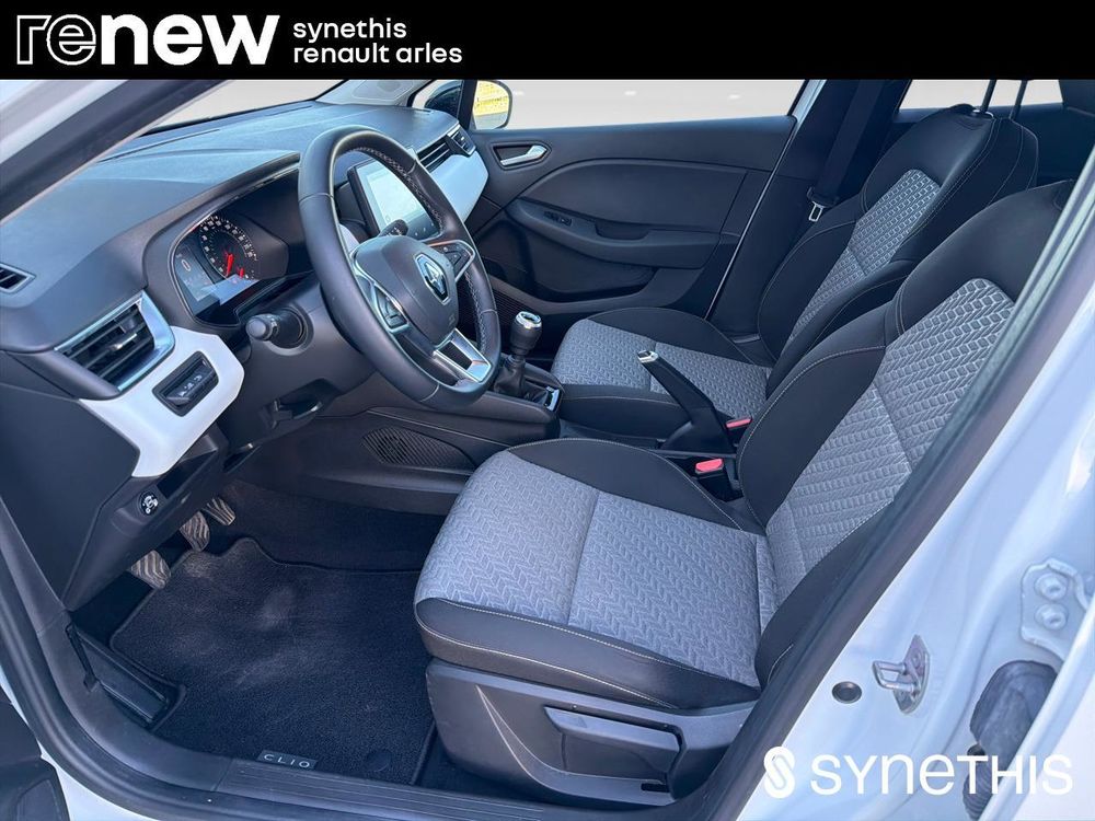 Clio V Clio TCe 100 GPL Evolution 2023 occasion 13200 Arles