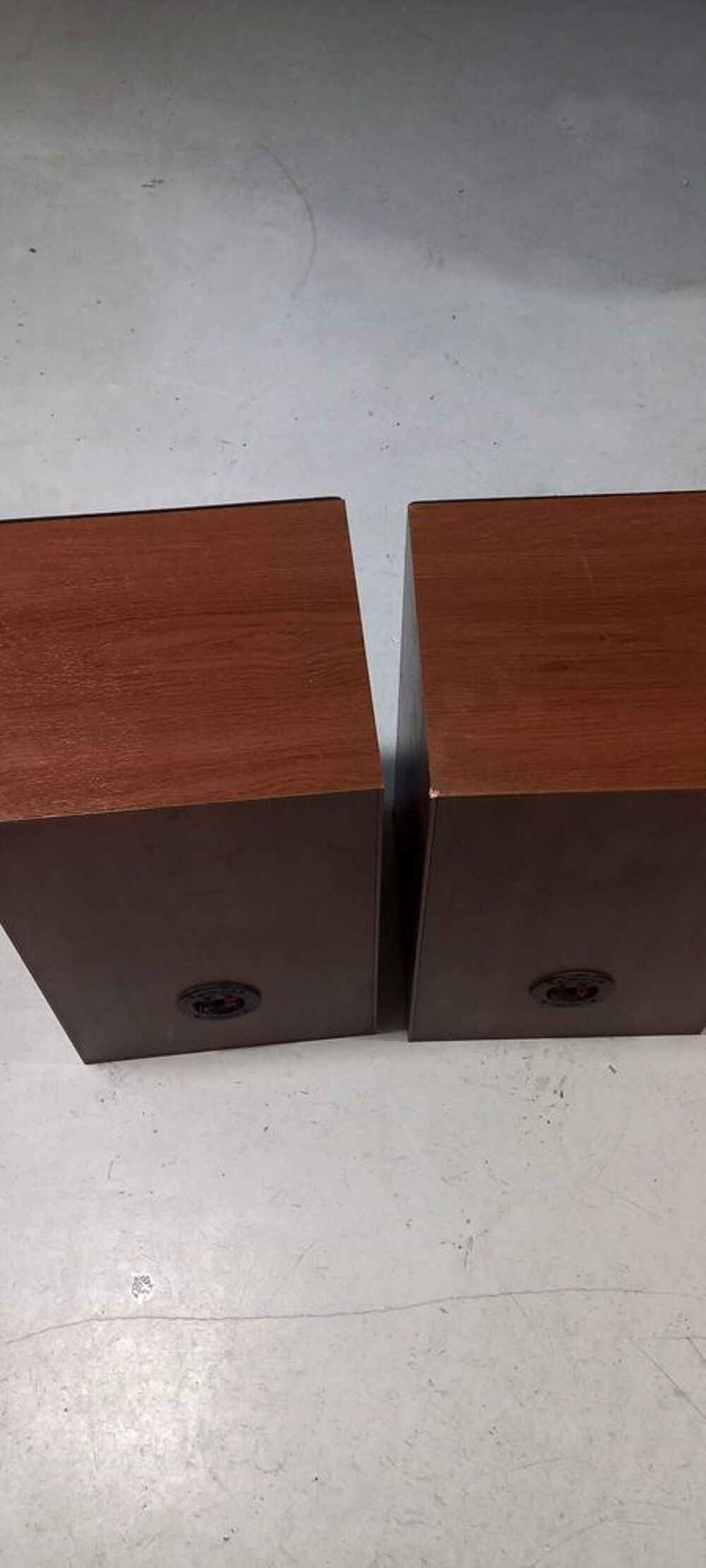 vendre Deux baffe. bonne &eacute;tat Photos/Video/TV