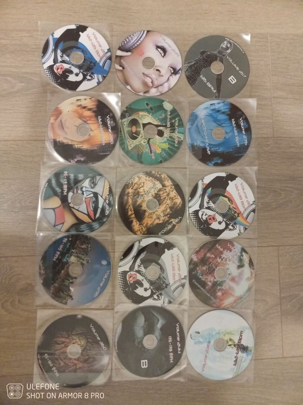 100 CD Finess CD et vinyles