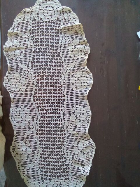 Napperon crochet 9 Toulon (83)