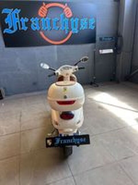 PIAGGIO 2001 occasion 69380 Ch&acirc;tillon