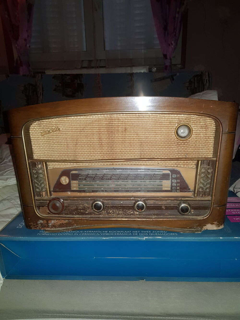 Vieux poste radio ann&eacute;e 54 newgold Audio et hifi