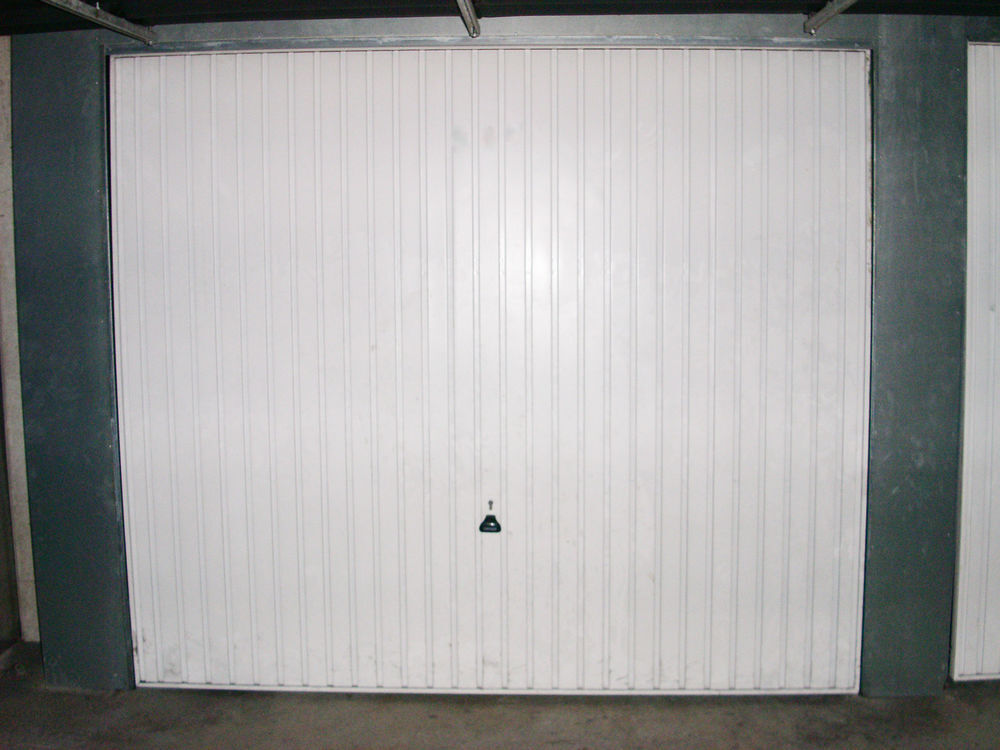 Location Parking/Garage BOX SÉCURISÉ CHAMPIGNY MAIRIE Champigny-sur-marne
