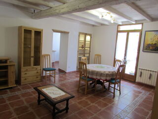  Appartement à louer 2 pièces 56 m²