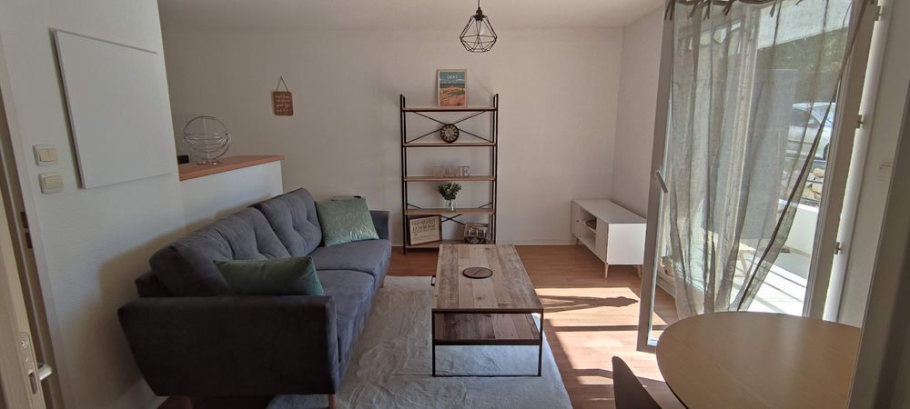 Vente Appartement 2 meublé 36 m² avec balcon, parking et piscine ? Idéal inves Auch