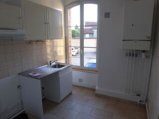  Appartement à louer 2 pièces 40 m²